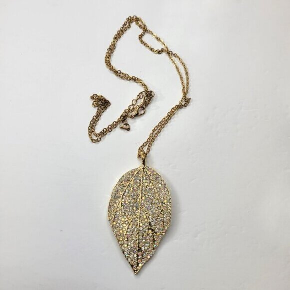 Gold Leaf Pendant Necklace - Picture 2 of 8